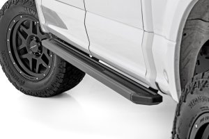 Ford F-250 Super Duty Running Boards - Rough Country - Bluetooth-Controlled, LED, Premium Aluminum - Multi-Color - '17-'23